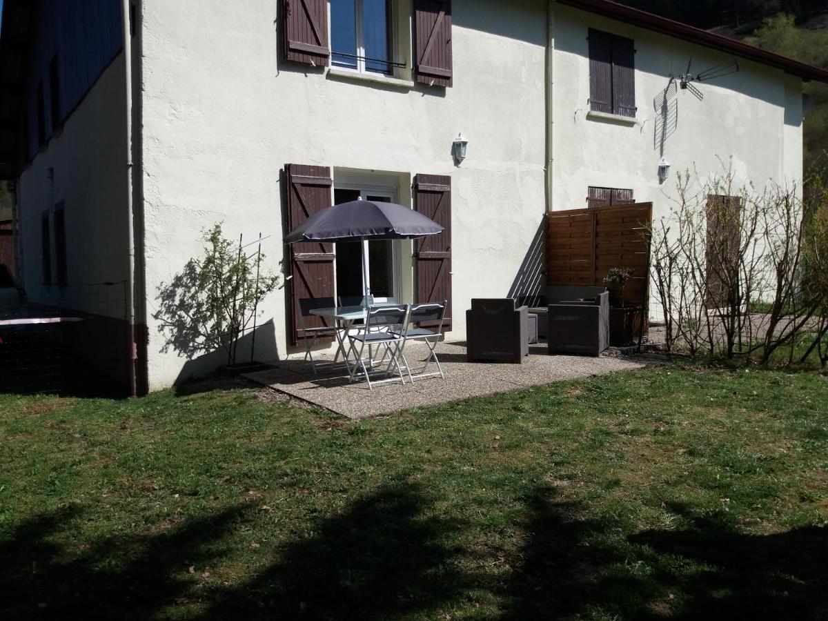 4 Personnes Equipe Vosges. *
